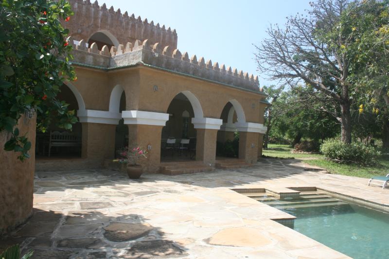 Binguni House